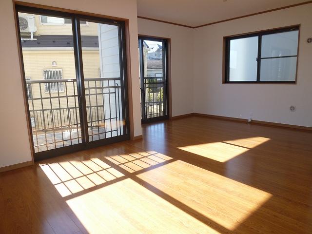 Living. Indoor (January 29, 2013) Shooting