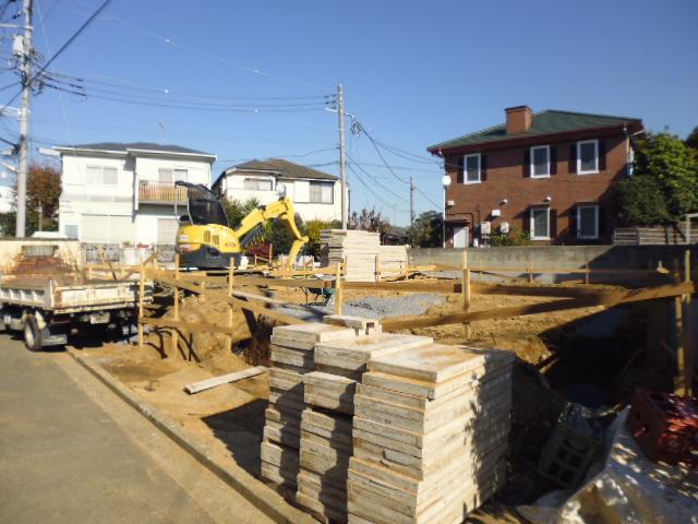 Local appearance photo. Local shooting