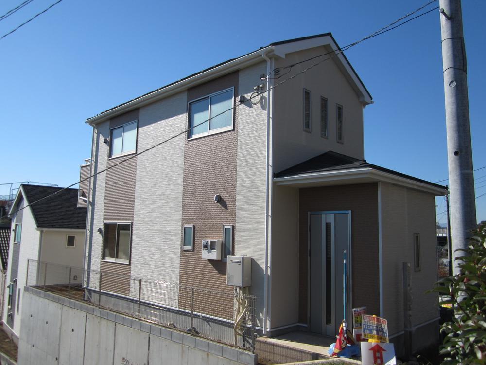 Rendering (appearance). 4 Building