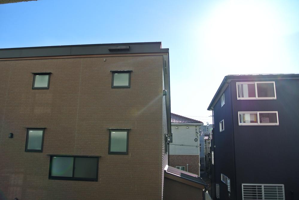 Other. Though it is located in the residential area, Sunshine there is a distance of 5m up front building is good.