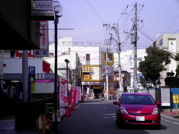 Convenience store. Seven-Eleven Tsunashimanishi 3-chome up (convenience store) 140m