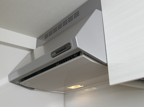 Kitchen.  [Enamel rectification Backed range hood] By the effect of the current plate, Suction force is still up. Because the enamel specification, Cleaning is also easier.