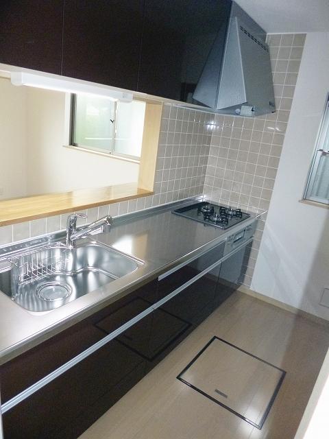 Kitchen. Indoor (October 4, 2013) Shooting