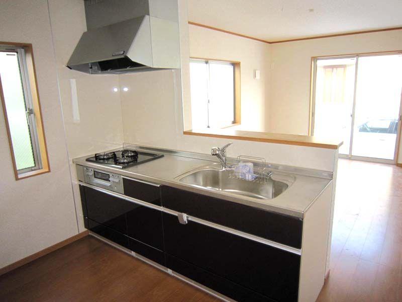 Same specifications photo (kitchen)