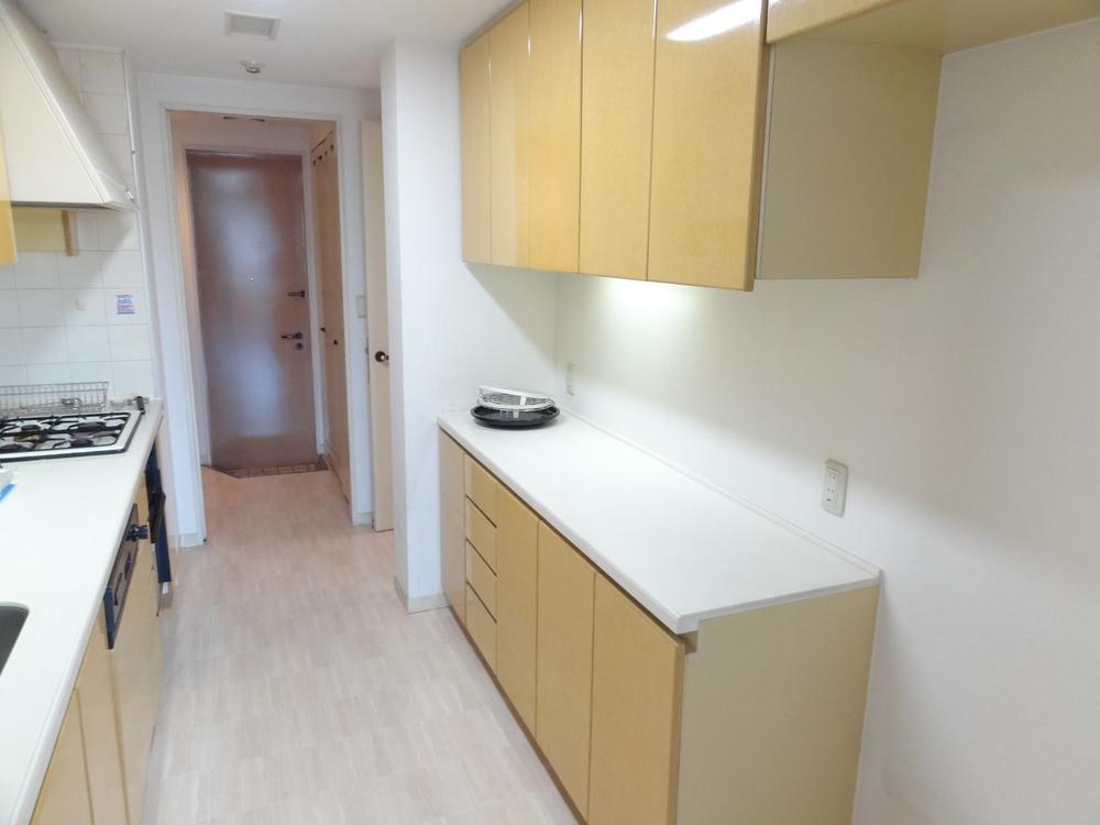 Kitchen. Kitchen storage