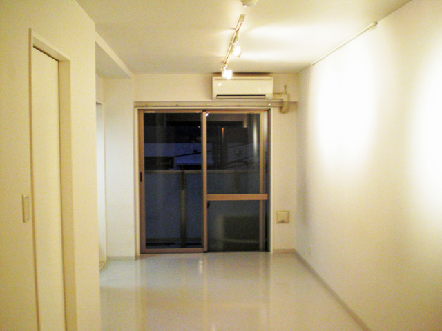 Living and room