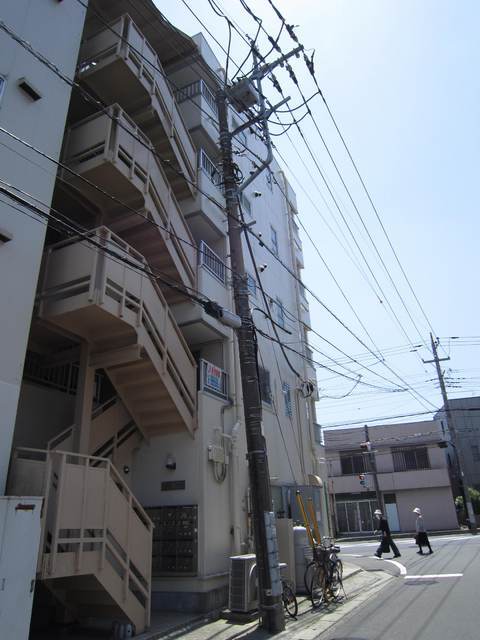 Entrance. Building entrance