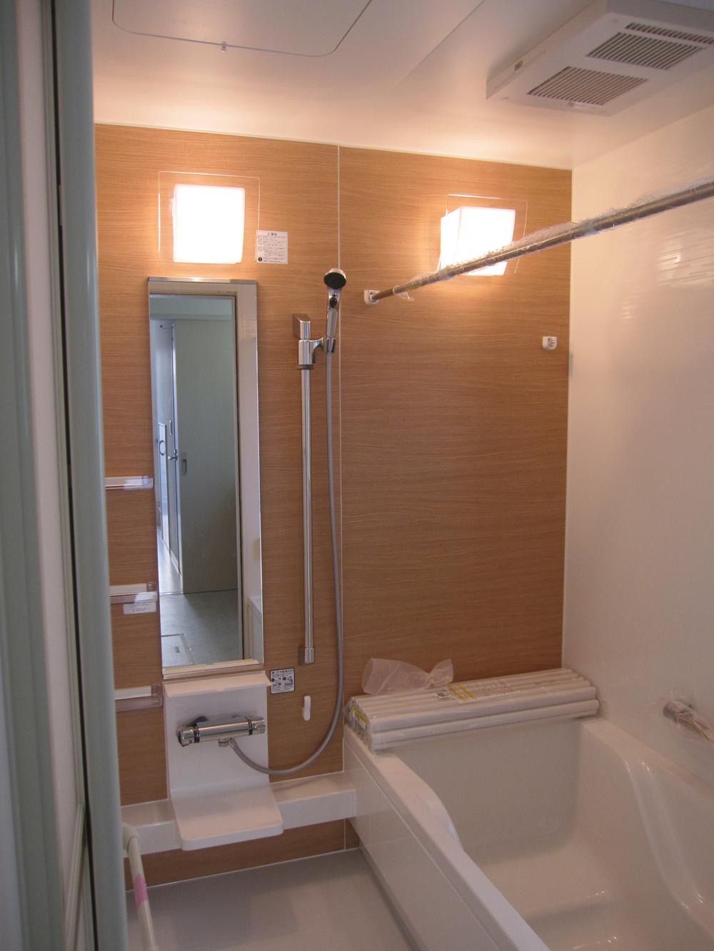 Bathroom. (December 2013) Shooting