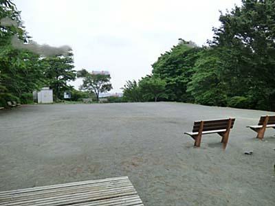 park. 1213m to Higashihongo park