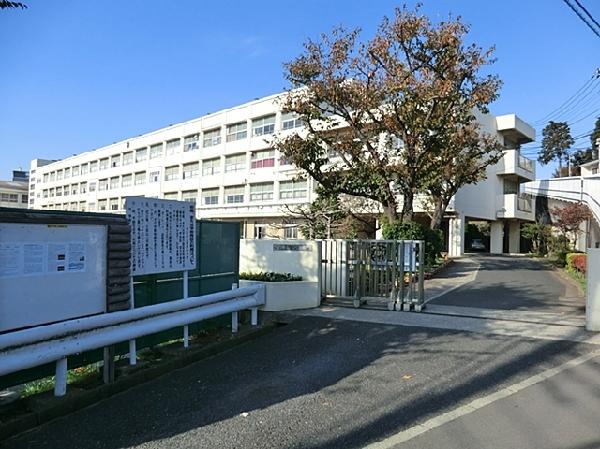 Junior high school. 850m to Yokohama Municipal Shinohara Junior High School