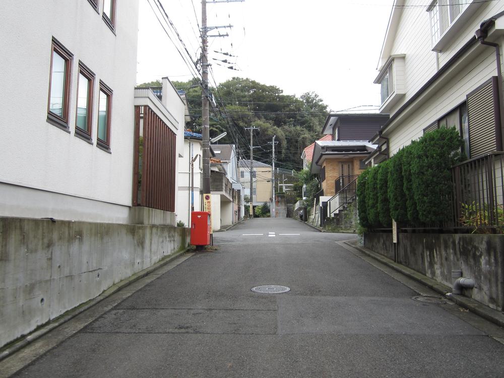 Other local. Surrounding environment