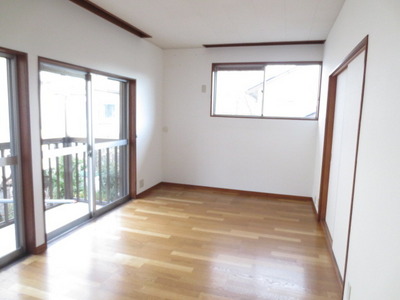 Living and room.  ☆ The second floor Western-style 8 pledge ・ Facing south!  ☆