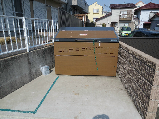 Other common areas. On-site trash storage rooms! 