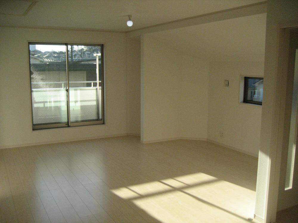 Living. Indoor (12 May 2013) Shooting