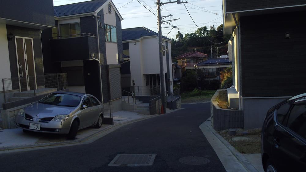 Local photos, including front road. Local (11 May 2013) Shooting