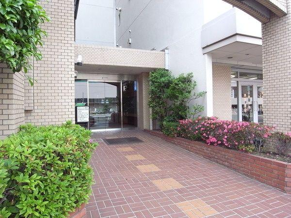 Yokohama-shi, Kanagawa-ku, Kohoku Minowa-cho, 2