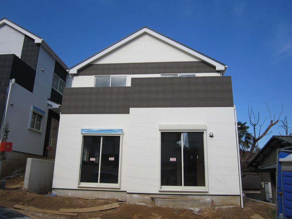 Local appearance photo