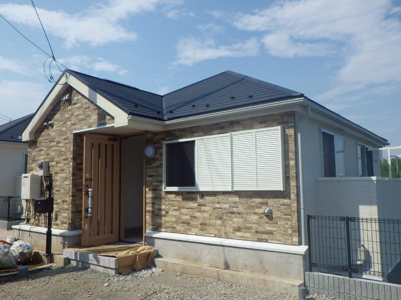 Local appearance photo. 12 Phase No. 2