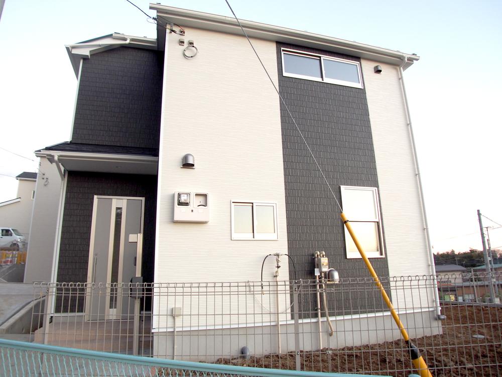 Local appearance photo. 1 Building site (December 2013) Shooting