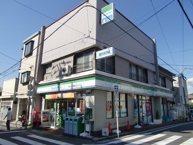 Convenience store. 1000m to family mart Kato Kikuna park shop