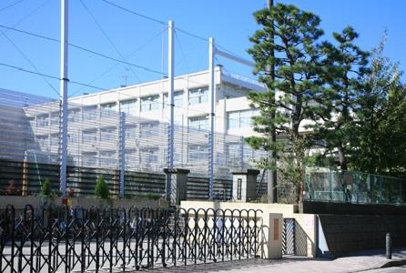 Primary school. Tsunashimahigashi 300m up to elementary school