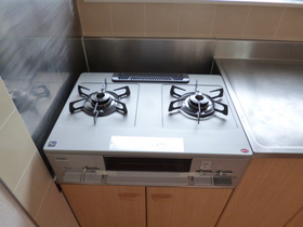 Kitchen. Two-burner gas stove installed base (service goods)