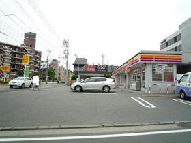 Convenience store. 750m to the Circle K (convenience store)