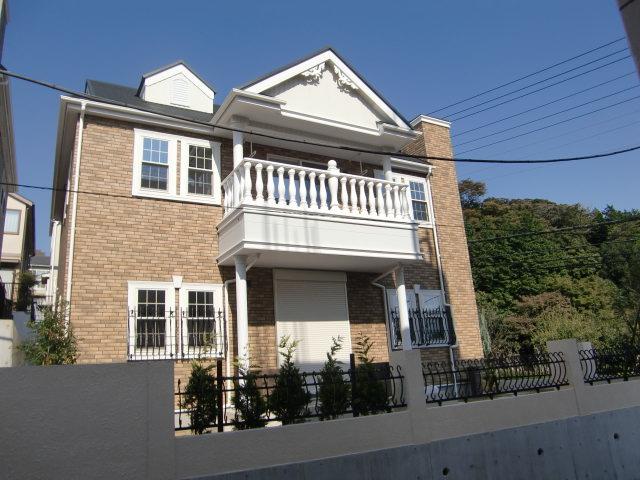 Local appearance photo. Local (10 May 2013) Shooting