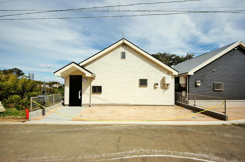 Local appearance photo