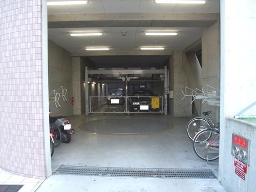 Parking lot. On-site parking complete (free Unconfirmed / 20000 yen per month)