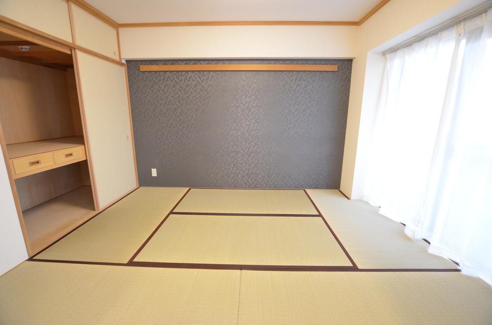 Non-living room. Indoor (12 May 2013) Shooting