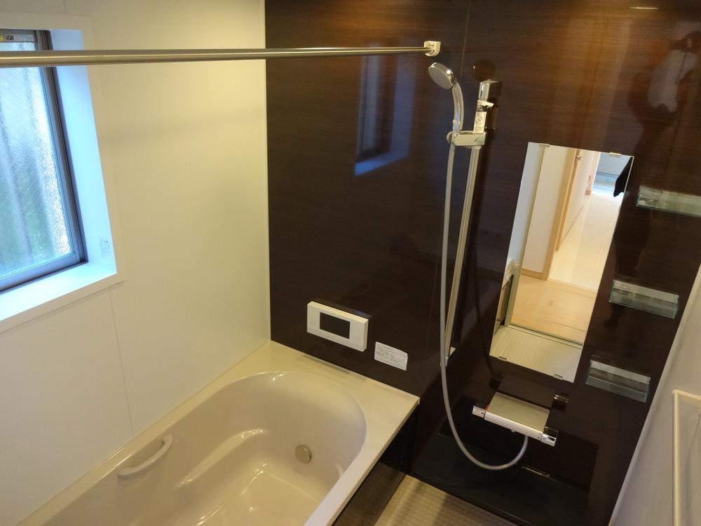 Bathroom. Indoor (11 May 2013) Shooting