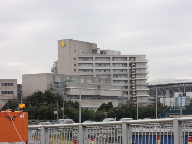 Hospital. 730m to Yokohama Rosai Hospital (hospital)