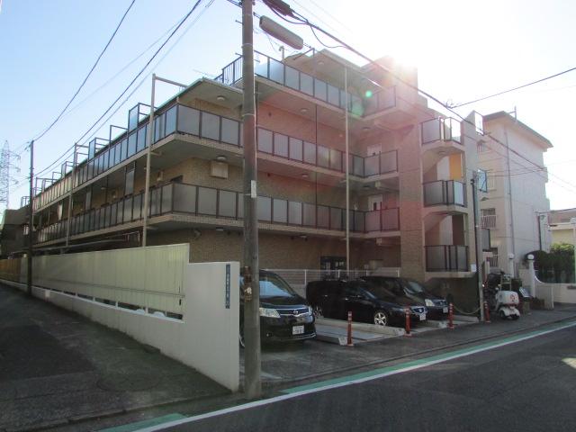 Local appearance photo