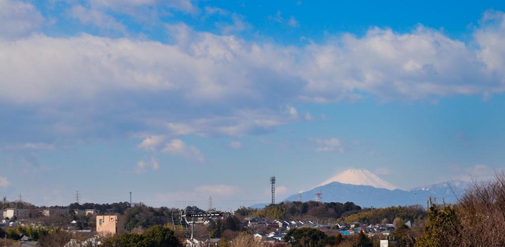 View photos from the local. Bright local well per yang views of the Mount Fuji If it's weather