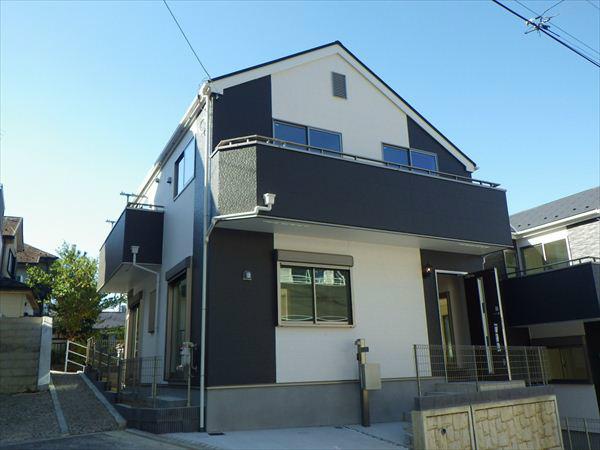 Local appearance photo. 3 Building appearance