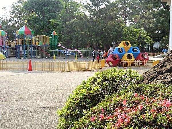 kindergarten ・ Nursery. Shirosato to kindergarten 320m