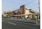 Shopping centre. Tressa to Yokohama 1360m