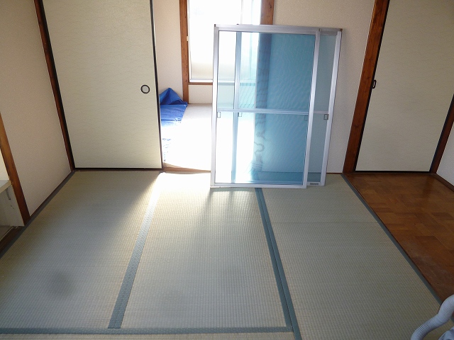 Living and room