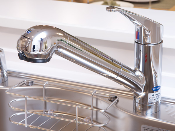 Kitchen.  [Faucet integrated water purifier] A smart design, At any time clean water can be used.