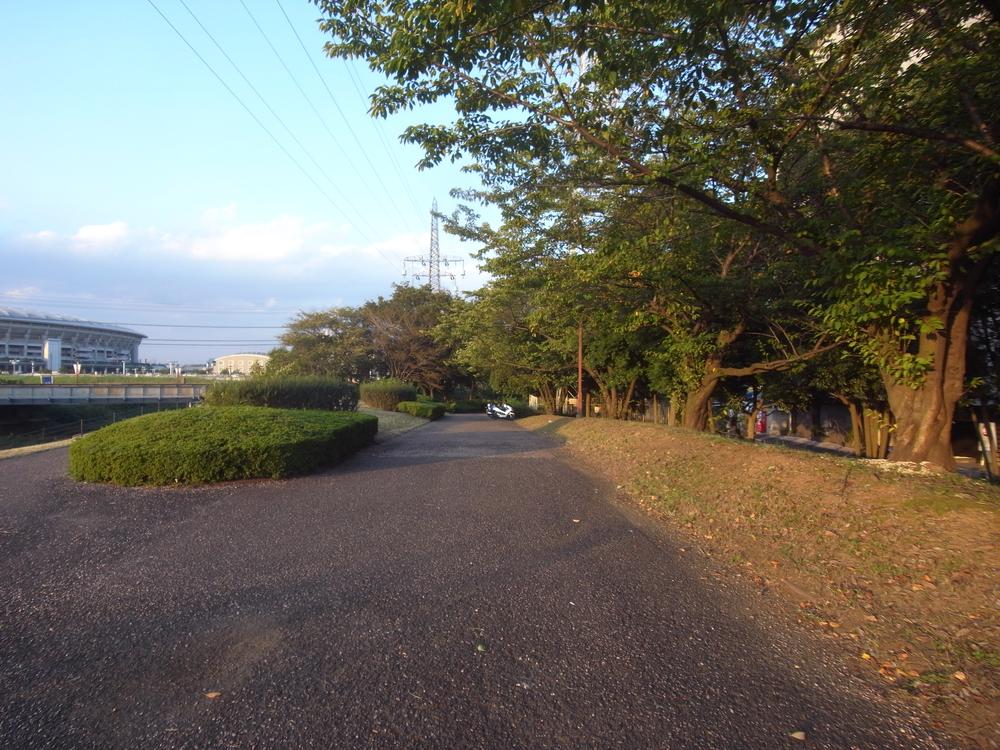 park. 140m to Shin-Yokohama Station park