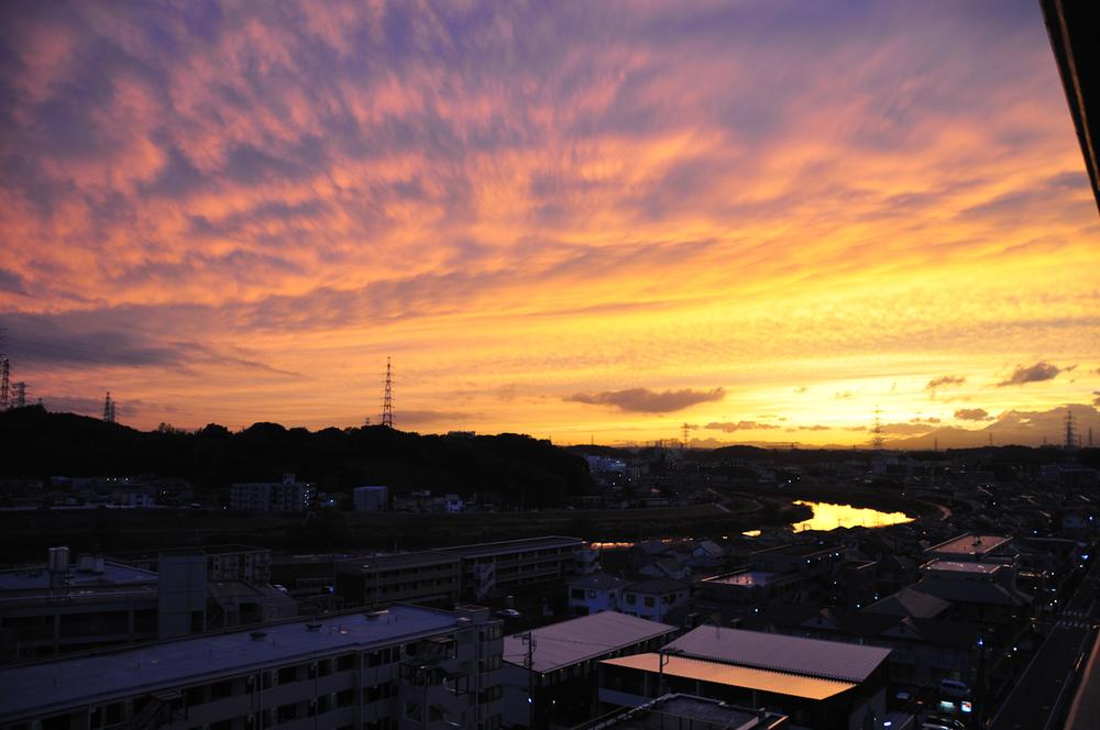 View photos from the dwelling unit. View from the site (October 2013) Shooting