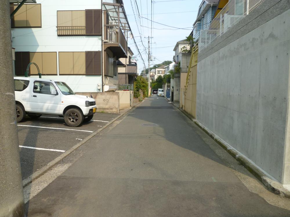 Local photos, including front road. Local (September 2013) Shooting