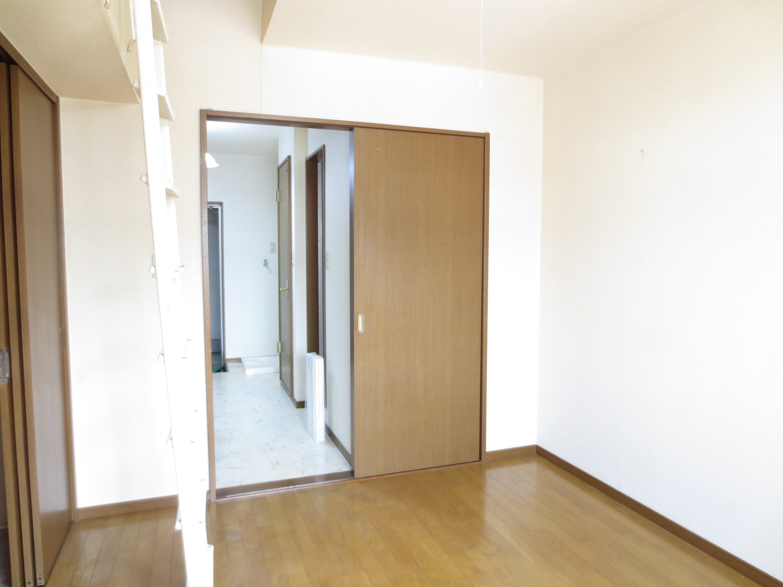 Living and room