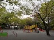 park. 440m until Tsunashima park