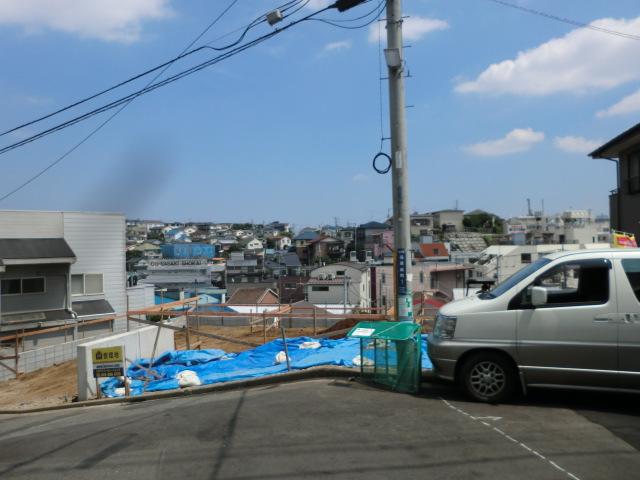 Local photos, including front road. Local (September 2013) Shooting