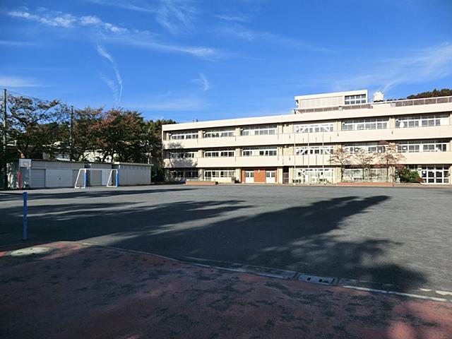 Primary school. 450m to Yokohama Municipal Shirosato Elementary School