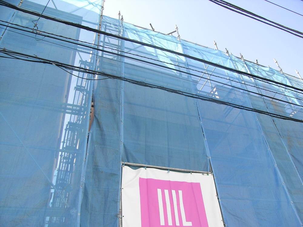 Local appearance photo. Local (11 May 2013) Shooting