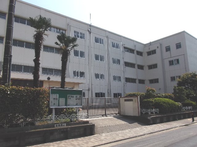 Primary school. primary school 321m to Yokohama Municipal Shin'yoshida elementary school (elementary school)