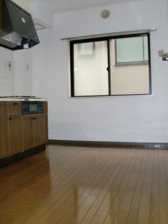 Kitchen. ※ It will be in the photo of another in Room